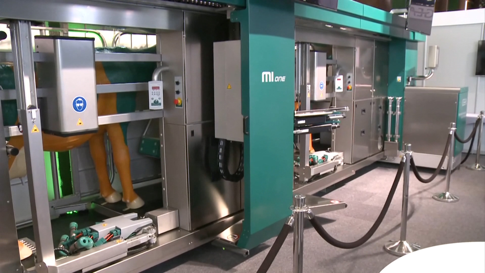 furore Projekt Reportage GEA MIoneDays Technologie erobert den Melkstand, internationales Fachpublikum hört zu, lebendige Reportage von der furore Werbeagentur