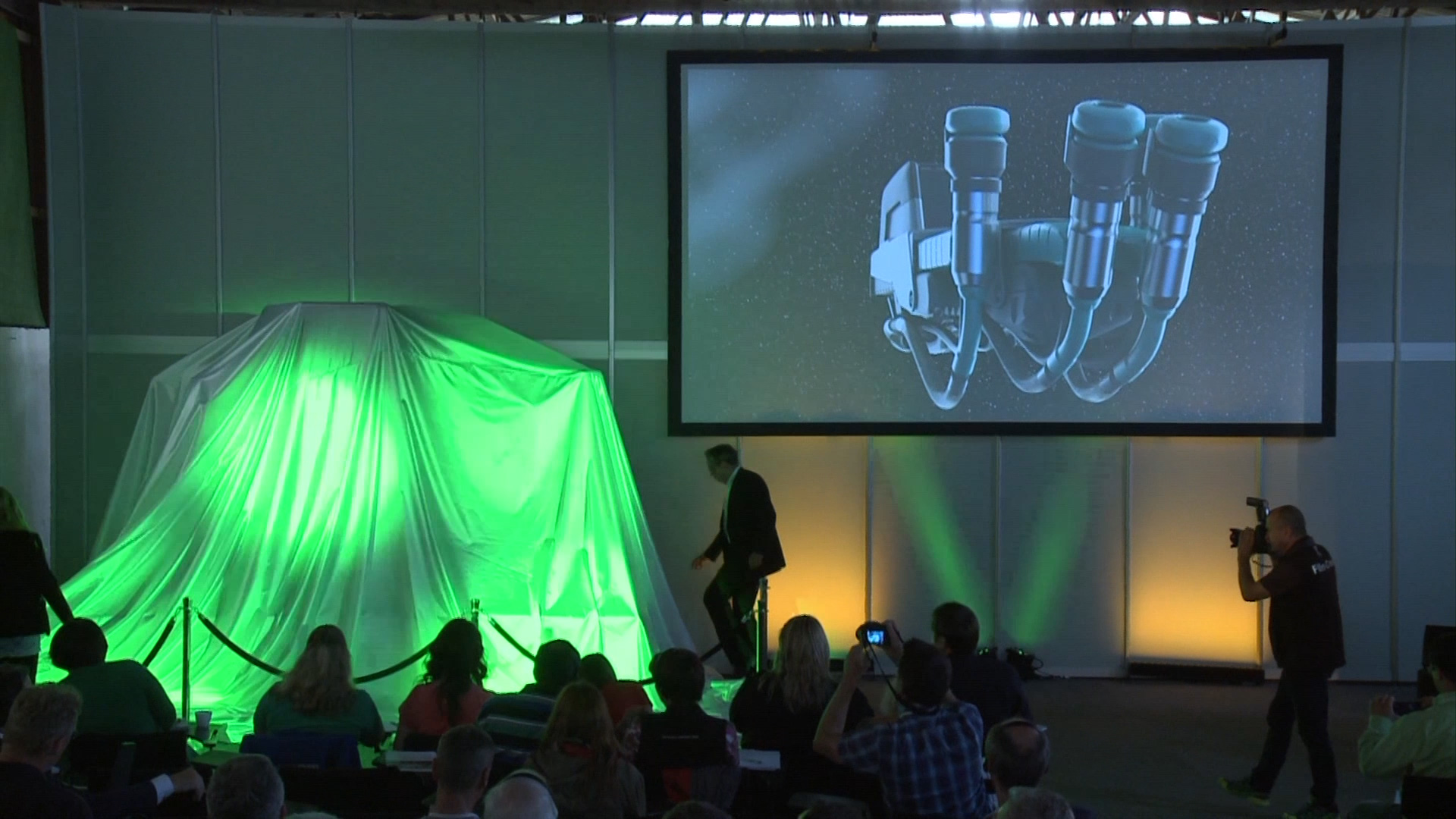 furore Projekt Reportage GEA MIoneDays Technologie erobert den Melkstand, internationales Fachpublikum hört zu, lebendige Reportage von der furore Werbeagentur