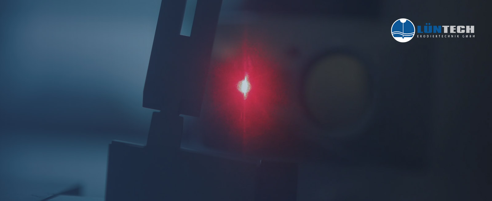 furore Webagentur und Werbeagentur, professionelle Webseite erstellt für Lüntech GmbH Erodiertechik Werther