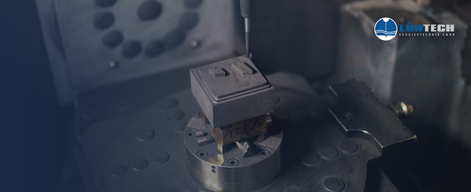 furore Webagentur und Werbeagentur, professionelle Webseite erstellt für Lüntech GmbH Erodiertechik Werther